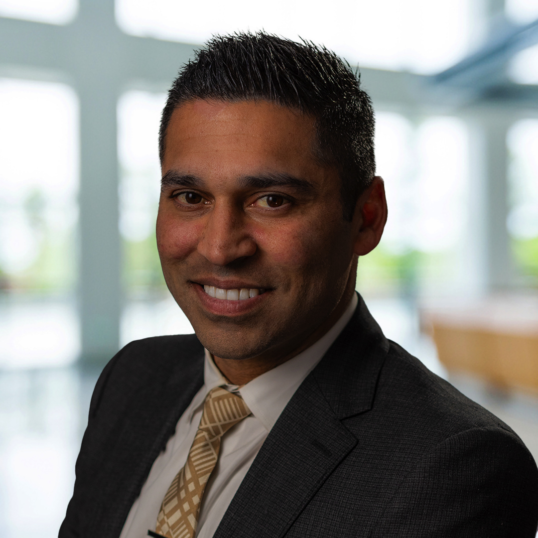 Headshot of Asaad Farooqui